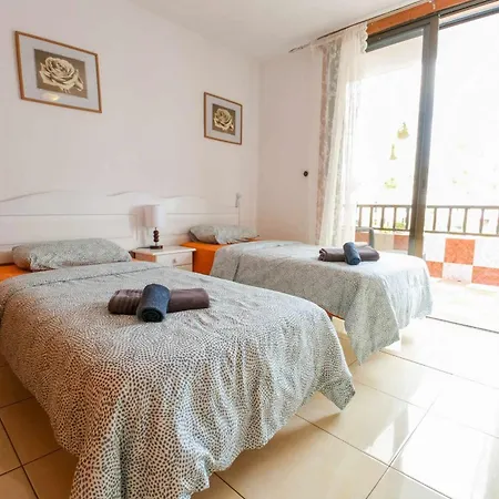Parque Santiago I 242 By Tenerife & Sales * Playa de las Americas (Tenerife)