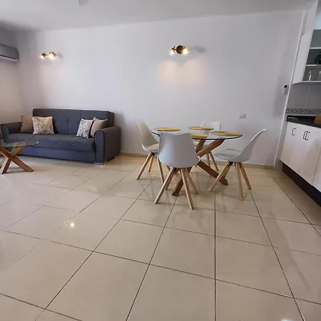 Апартаменти Parque Santiago I 242 By Tenerife & Sales *