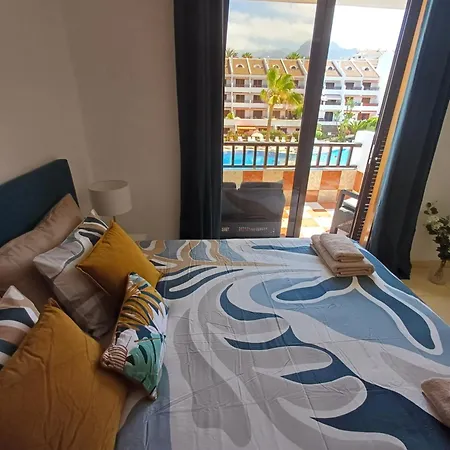 Parque Santiago I 242 By Tenerife & Sales * Playa de las Americas (Tenerife)